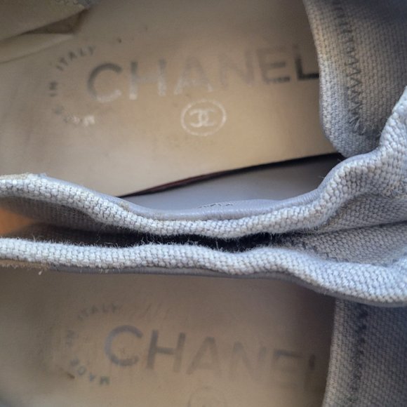 Chanel Grey Canvas and Python Trim Cap Toe Scrunch Flats Size 38 - Picture 2 of 7